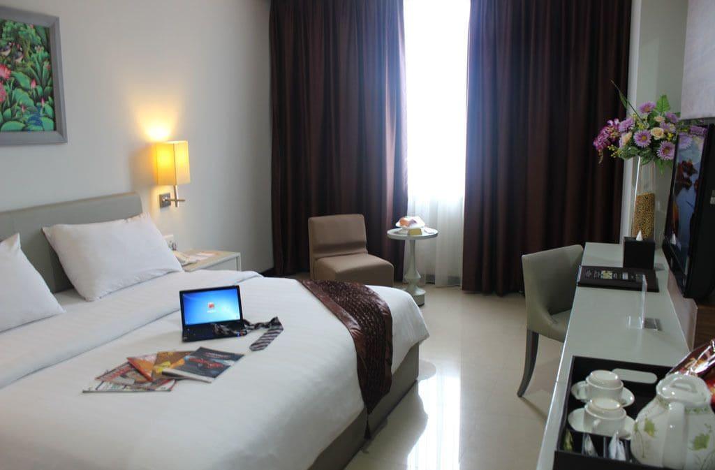 Hotel Swiss-Belexpress Jayapura Exterior foto