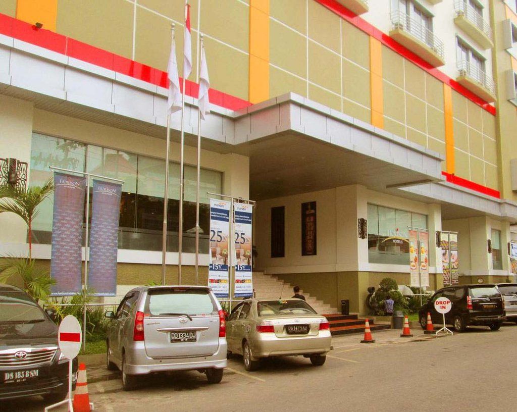 Hotel Swiss-Belexpress Jayapura Exterior foto